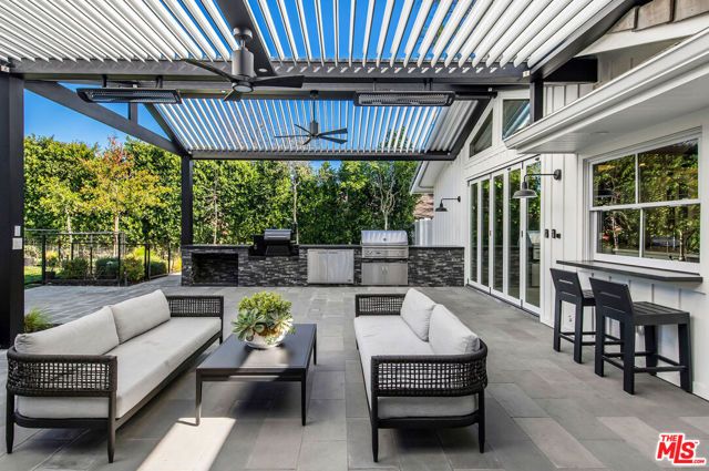 5525 Paradise Valley Road, Hidden Hills, CA 91302