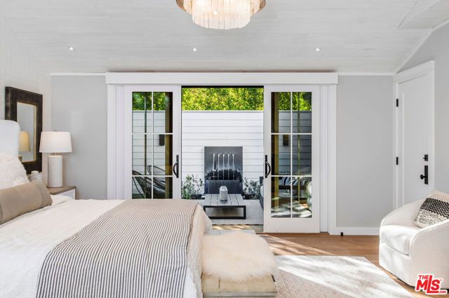 5525 Paradise Valley Road, Hidden Hills, CA 91302