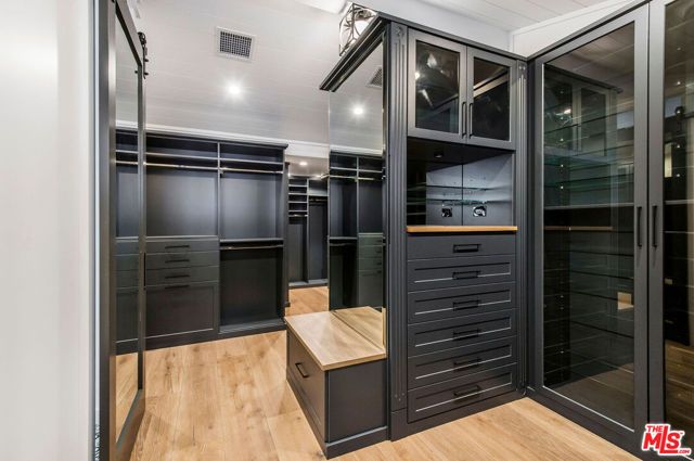 5525 Paradise Valley Road, Hidden Hills, CA 91302