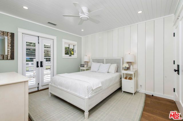 5525 Paradise Valley Road, Hidden Hills, CA 91302