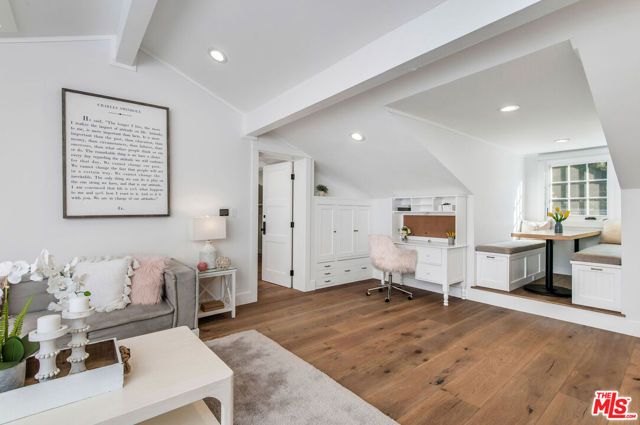 5525 Paradise Valley Road, Hidden Hills, CA 91302