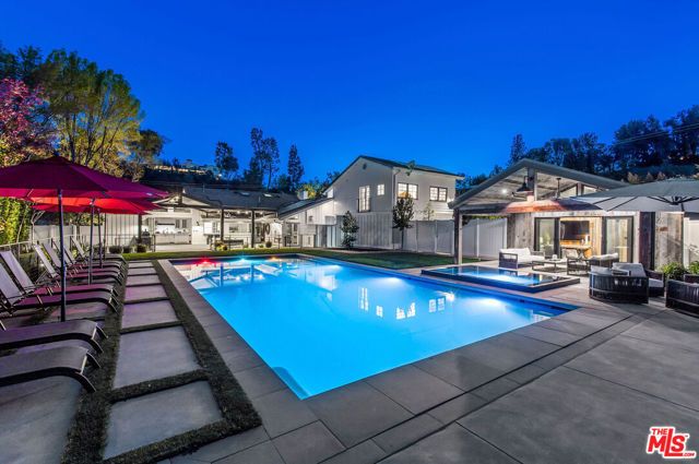 5525 Paradise Valley Road, Hidden Hills, CA 91302