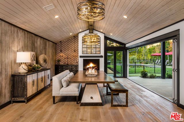 5525 Paradise Valley Road, Hidden Hills, CA 91302