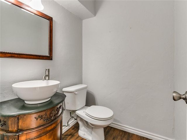 3608 Jim Robison Drive, Edmond, OK 73013