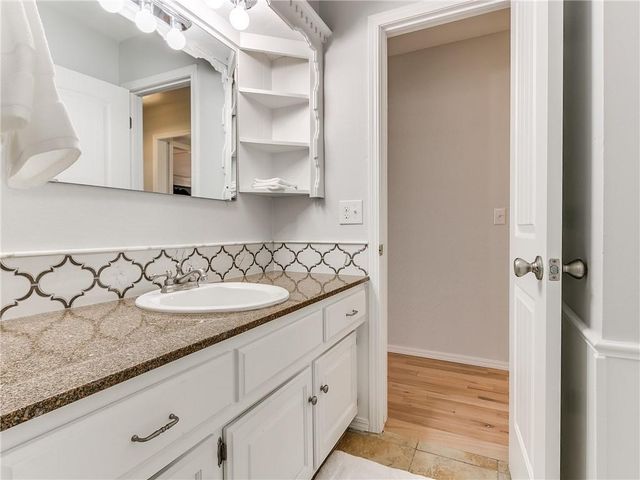 3608 Jim Robison Drive, Edmond, OK 73013