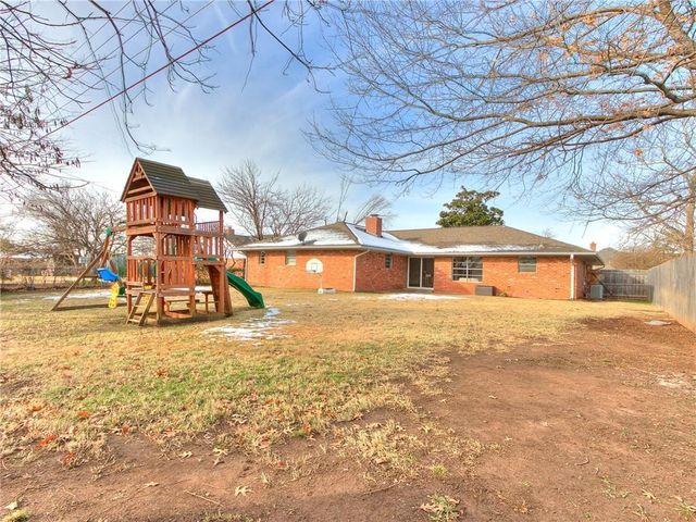 3608 Jim Robison Drive, Edmond, OK 73013