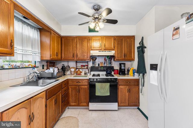 159 SAINT CHARLES ST, Drexel Hill, PA 19026