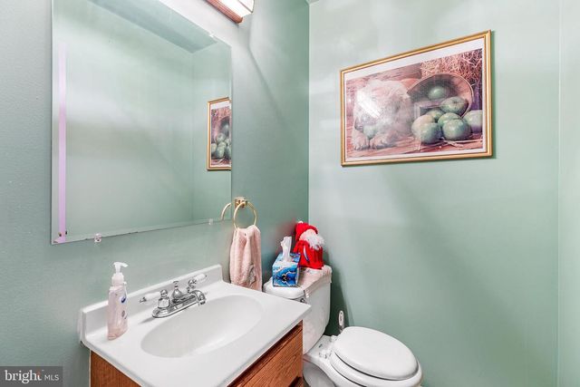 159 SAINT CHARLES ST, Drexel Hill, PA 19026