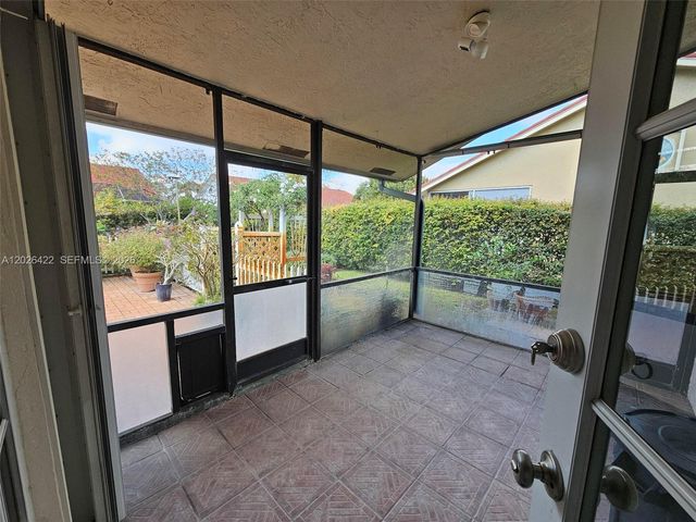 2350 NW 95th Ave, Coral Springs, FL 33065