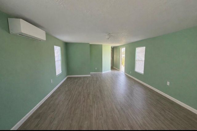 11509 Spicewood Lane, Houston, TX 77044