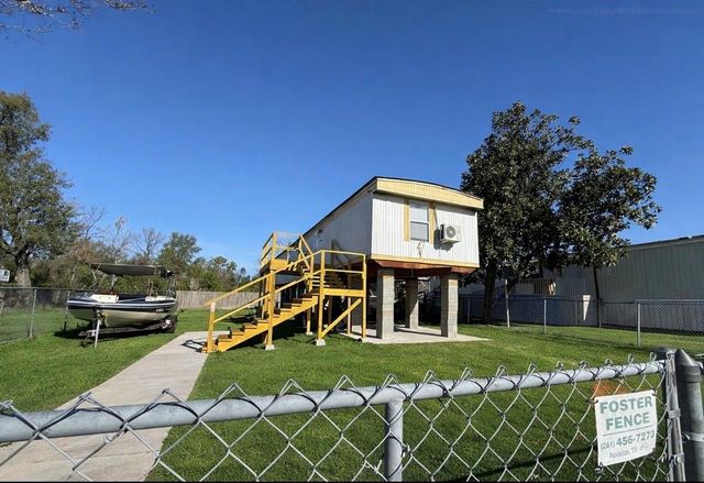 11509 Spicewood Lane, Houston, TX 77044