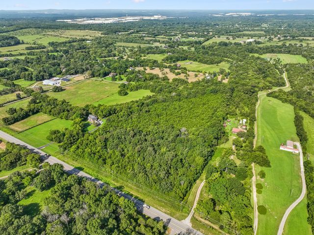 1 Murfreesboro Road, Lebanon, TN 37090