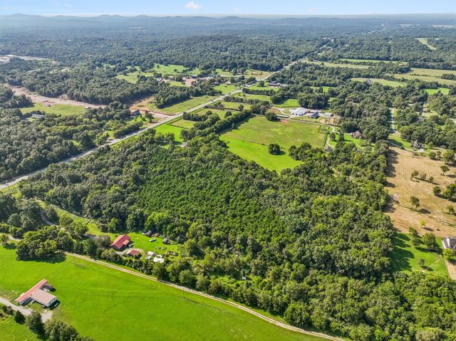 1 Murfreesboro Road, Lebanon, TN 37090
