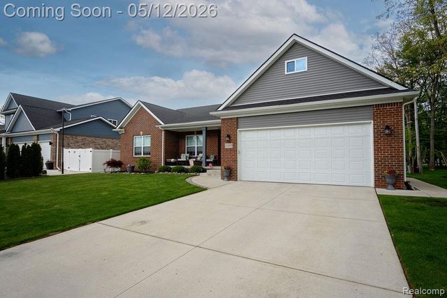 21097 McGuire, Brownstown Charter Township, MI 48174