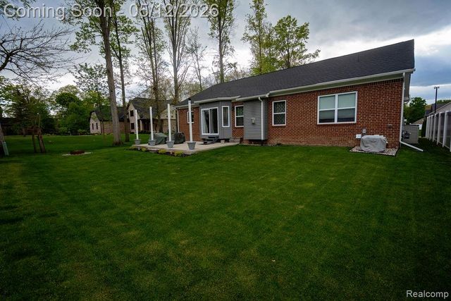 21097 McGuire, Brownstown Charter Township, MI 48174