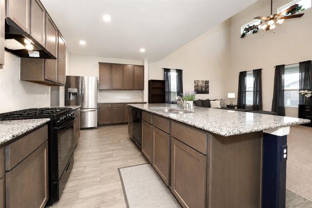 5119 Brookshire Pass Drive, Brookshire, TX 77423