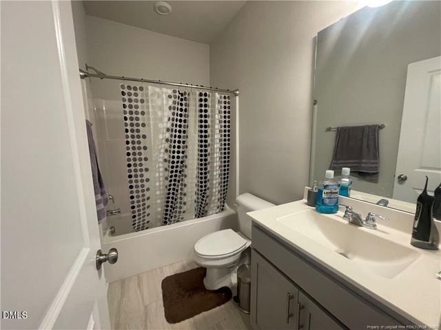 1251 Herb Garden Way, Apex, NC 27502