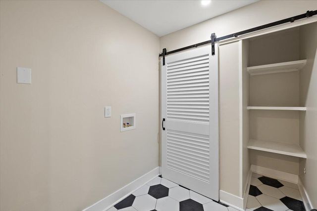 734 Waterloo Street, Charleston, SC 29412