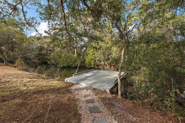 734 Waterloo Street, Charleston, SC 29412