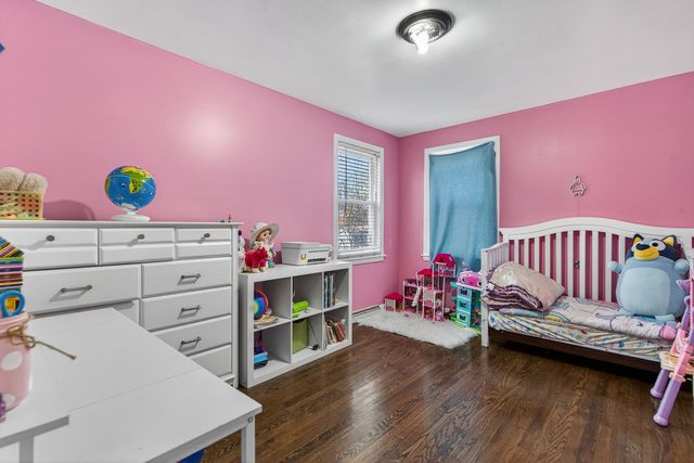 5201 Oak Street, Bellwood, IL 60104