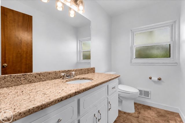 6534 Donnybrook Drive, Shelby Twp, MI 48316