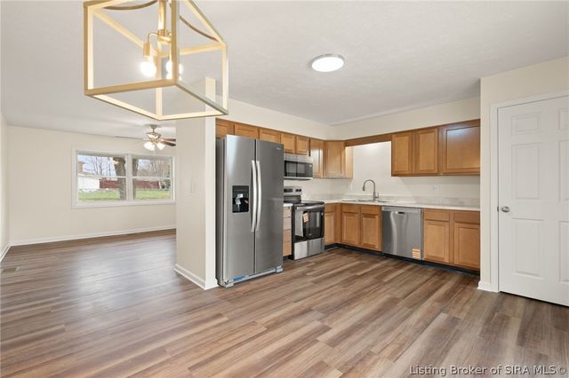 309 Reynolds Street, Charlestown, IN 47111