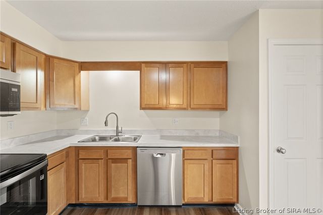 309 Reynolds Street, Charlestown, IN 47111