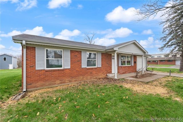 309 Reynolds Street, Charlestown, IN 47111