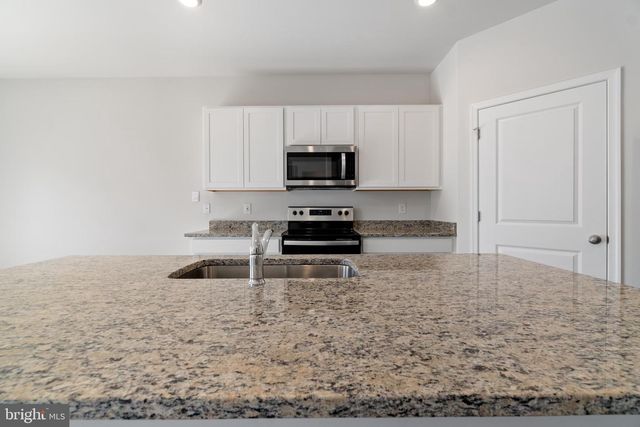 5212 MANOR PARK DR, Upper Marlboro, MD 20772