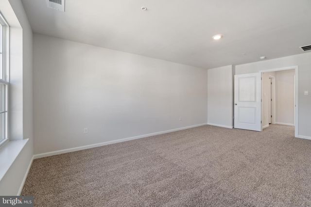 5212 MANOR PARK DR, Upper Marlboro, MD 20772