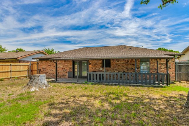 328 S 1st Street, Wylie, TX 75098