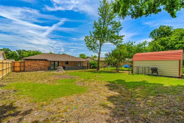 328 S 1st Street, Wylie, TX 75098