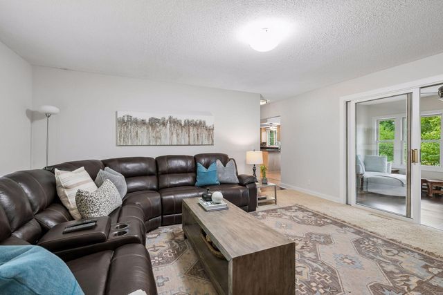 6016 Eden Prairie Road, Edina, MN 55436