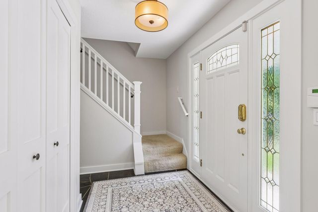 6016 Eden Prairie Road, Edina, MN 55436