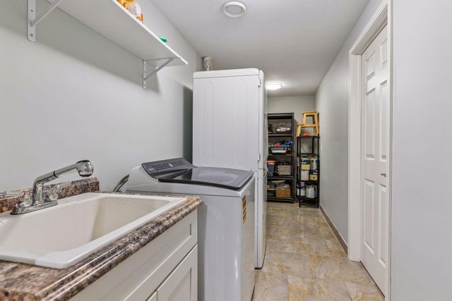 6016 Eden Prairie Road, Edina, MN 55436