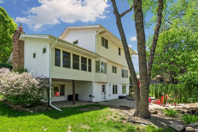 6016 Eden Prairie Road, Edina, MN 55436