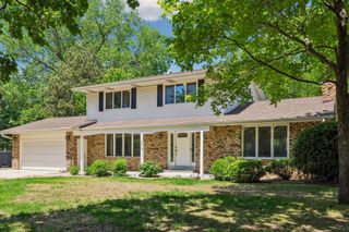 6016 Eden Prairie Road, Edina, MN 55436