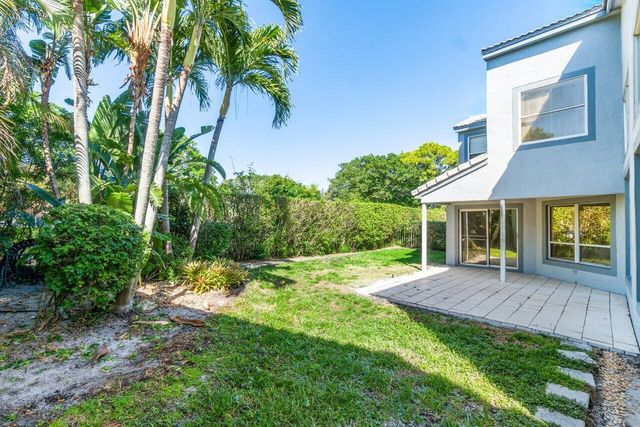 23458 Torre Circle, Boca Raton, FL 33433