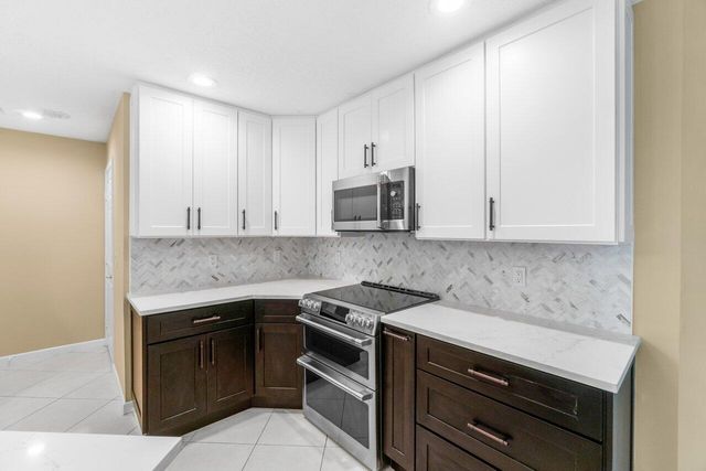 23458 Torre Circle, Boca Raton, FL 33433