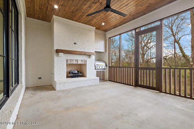 207 Welchshire Drive, Madison, MS 39110