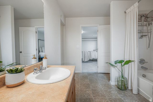 2128 E EAGLE CREST WAY, Eagle Mountain, UT 84005