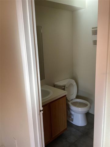 2054 BOWEN DRIVE, Orlando, FL 32822