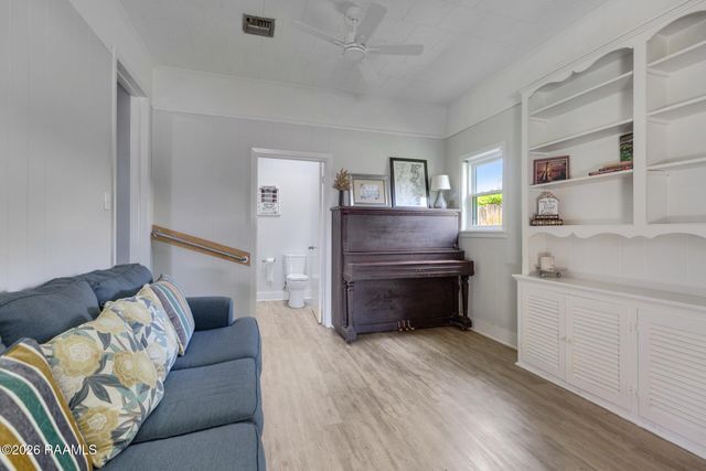 809 Prioux Street, New Iberia, LA 70563