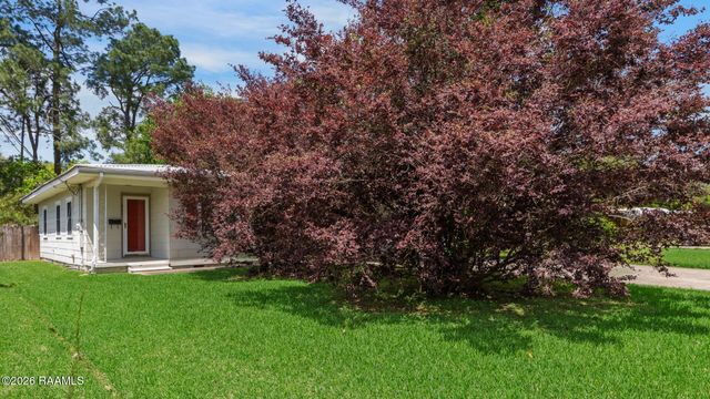 809 Prioux Street, New Iberia, LA 70563