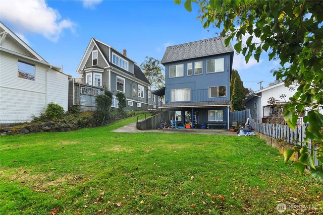 1108 Highland Avenue, Bremerton, WA 98337