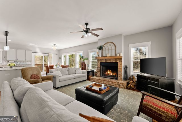 434 Riverbend Lane, Bogart, GA 30622