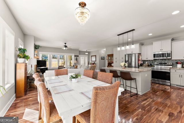 434 Riverbend Lane, Bogart, GA 30622