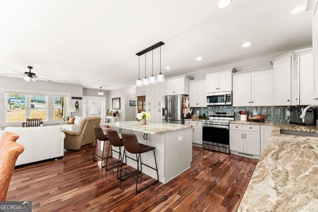 434 Riverbend Lane, Bogart, GA 30622