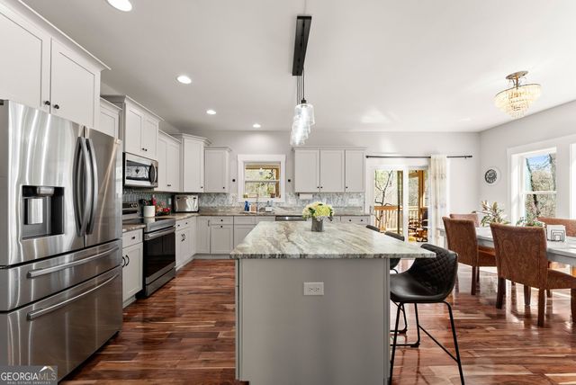 434 Riverbend Lane, Bogart, GA 30622