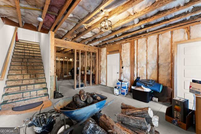 434 Riverbend Lane, Bogart, GA 30622